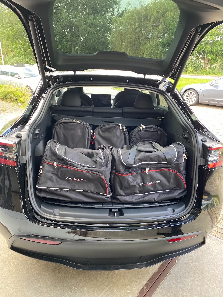 Reistassen op maat voor Tesla Model Y