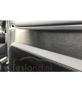 Dashboard Wrapping Tesla Model S en X | tesland.com