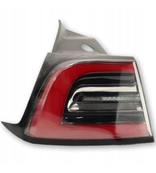 Model 3 - Left Taillight Body Side