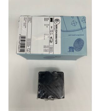 Model S/X - Brake pad set (electric handbrake)
