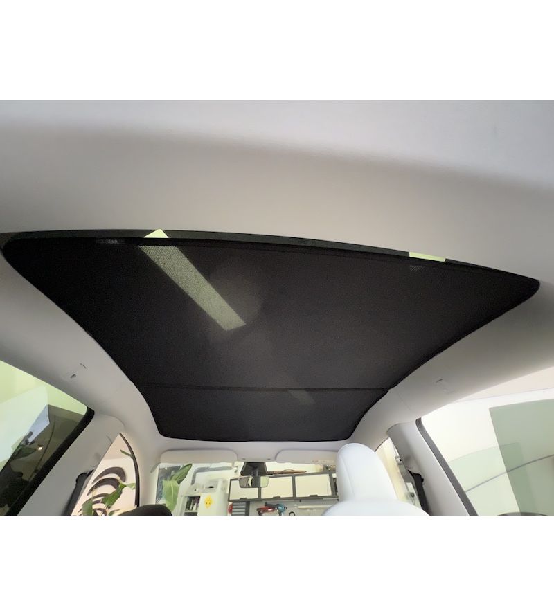 Glass roof sunshade Model Y